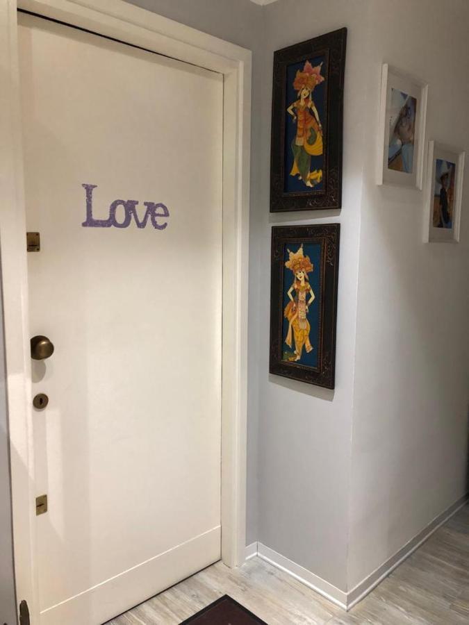 ℒovely & ℰlegant Studio Next To Duomo/Missori Mediolan Zewnętrze zdjęcie