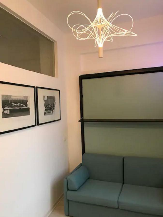 ℒovely & ℰlegant Studio Next To Duomo/Missori Mediolan Zewnętrze zdjęcie